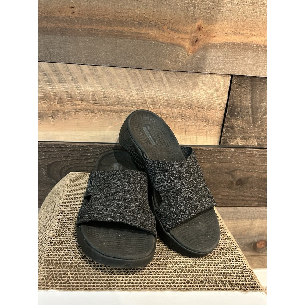 Skechers Women's Go Walk Massage Fit Sweet Talk Slide Sandals Gray Size: 8